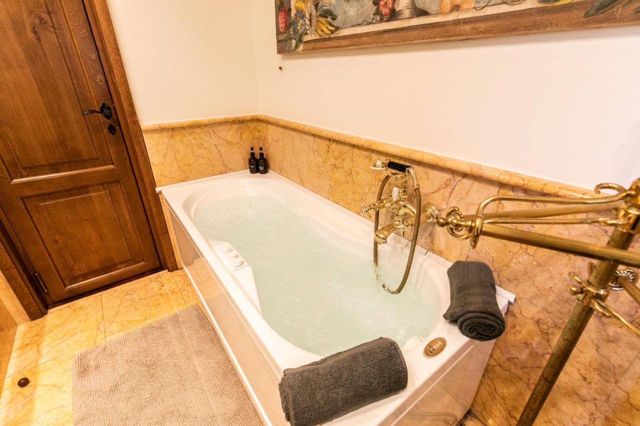 Apartment Klimt - Jacuzzi 5 Star - Luxury Design Milan