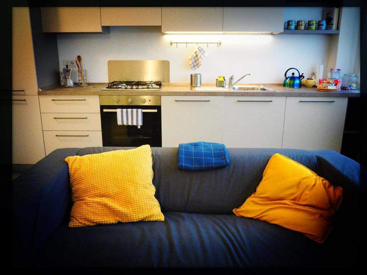 Smile House. Intero Trilocale 15 Min. Dal Centro Milano