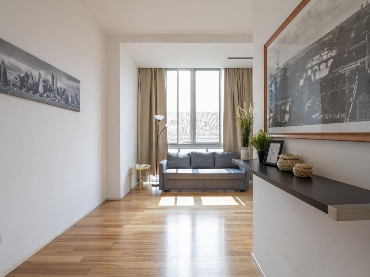 Apartment The Rent - Comfortable One Bedroom In Downtown Milan