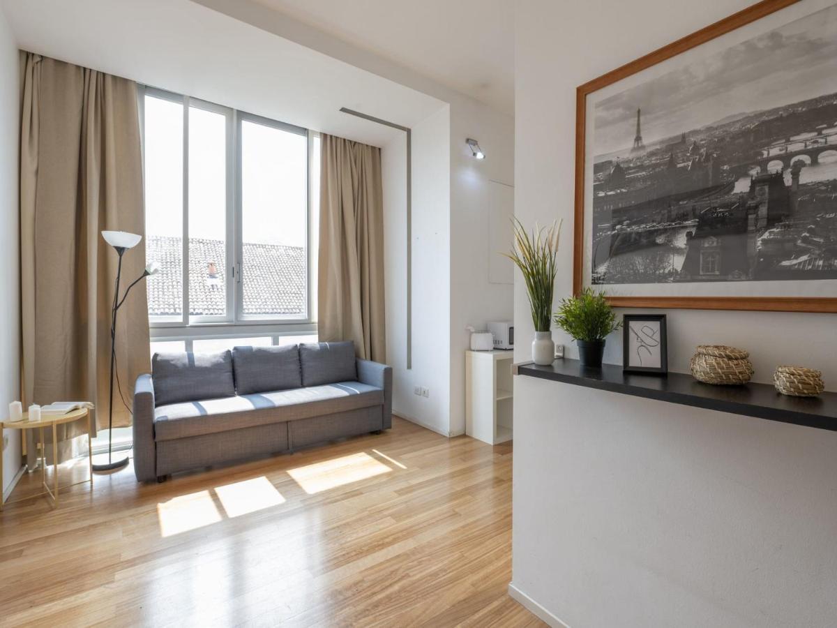 The Rent - Comfortable One Bedroom In Downtown Milan