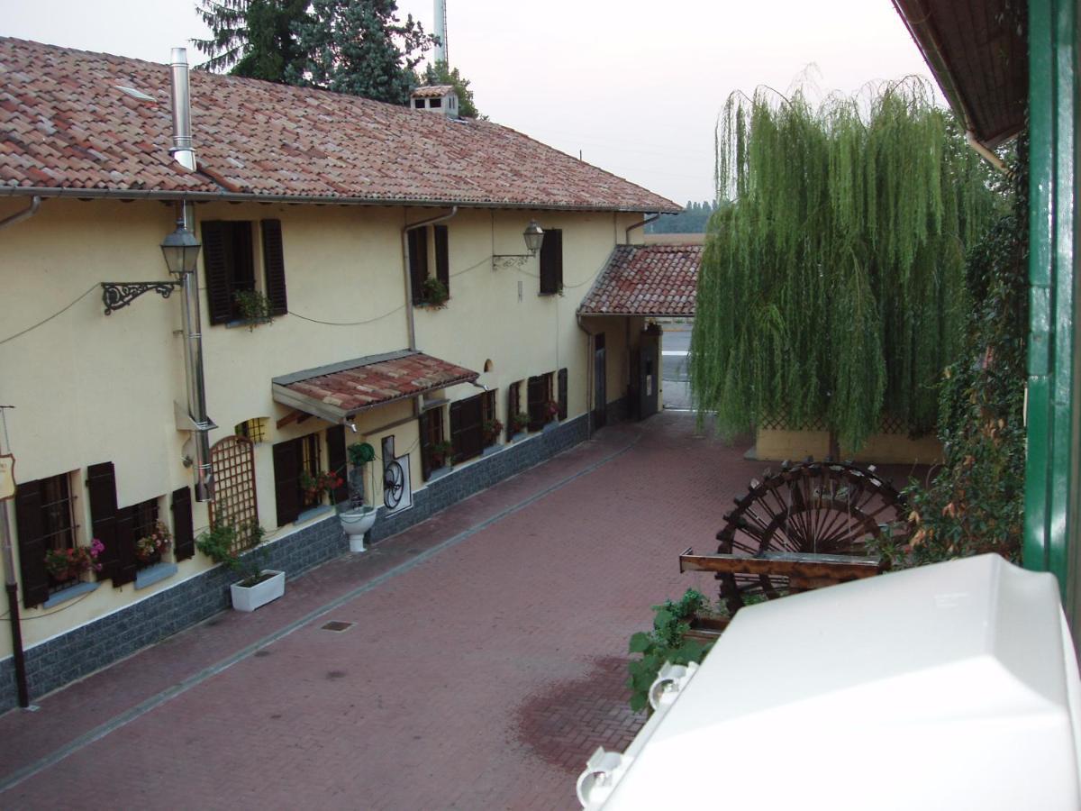 Bilocale * Milan
