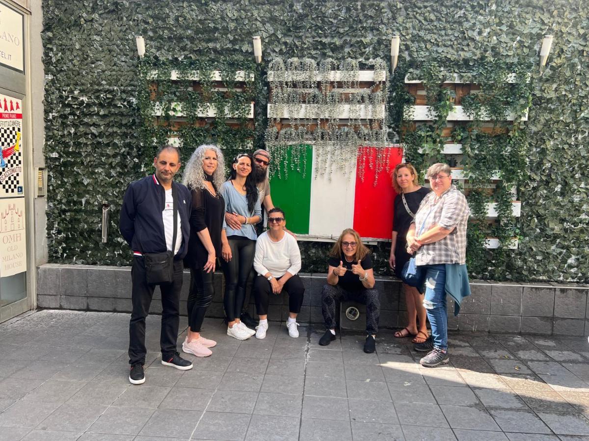Lion & Youth Hostel Milan