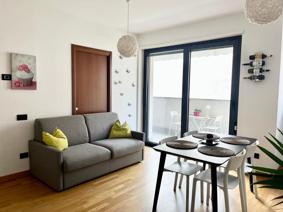 Appartamento Con Giardino Max 6 Persone Sulla Mm3 Gialla *