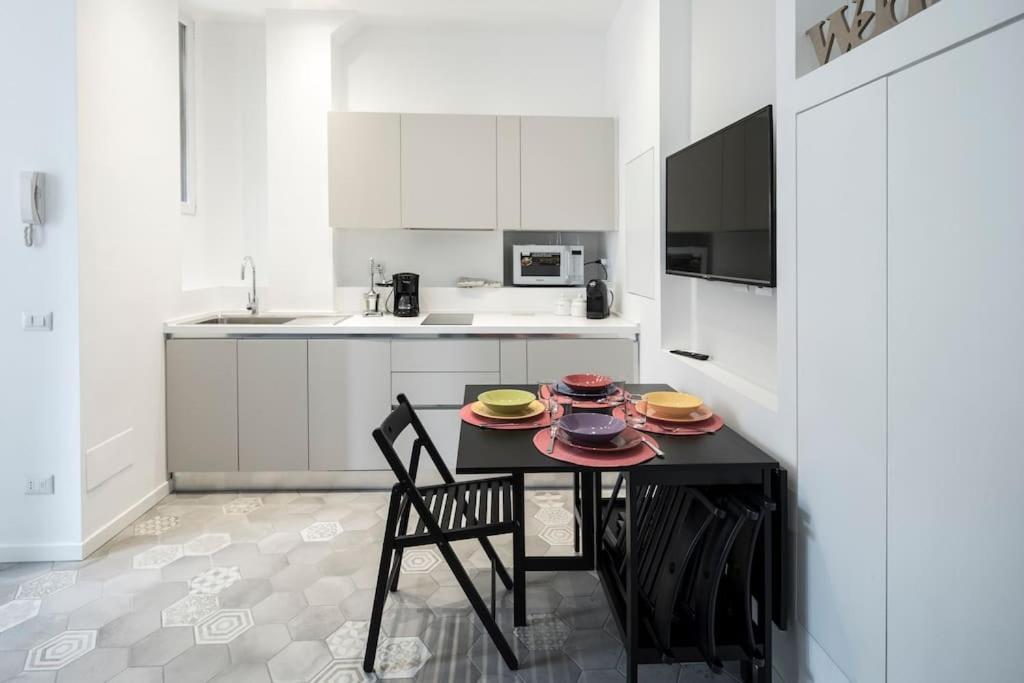 Nella Movida Di Isola-porta Nuova Apartment *