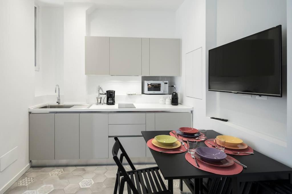 Apartment Nella Movida Di Isola-porta Nuova Milan