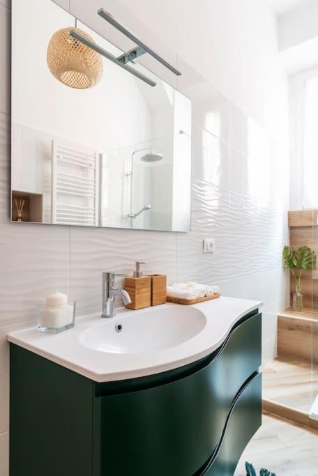 New Jungle & Charming Flat - Zona De Angeli Apartment Milan