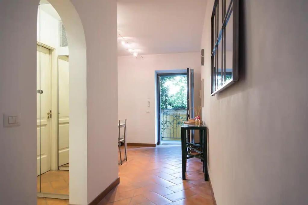 Apartment Hidden Retreat - Duomo Milan