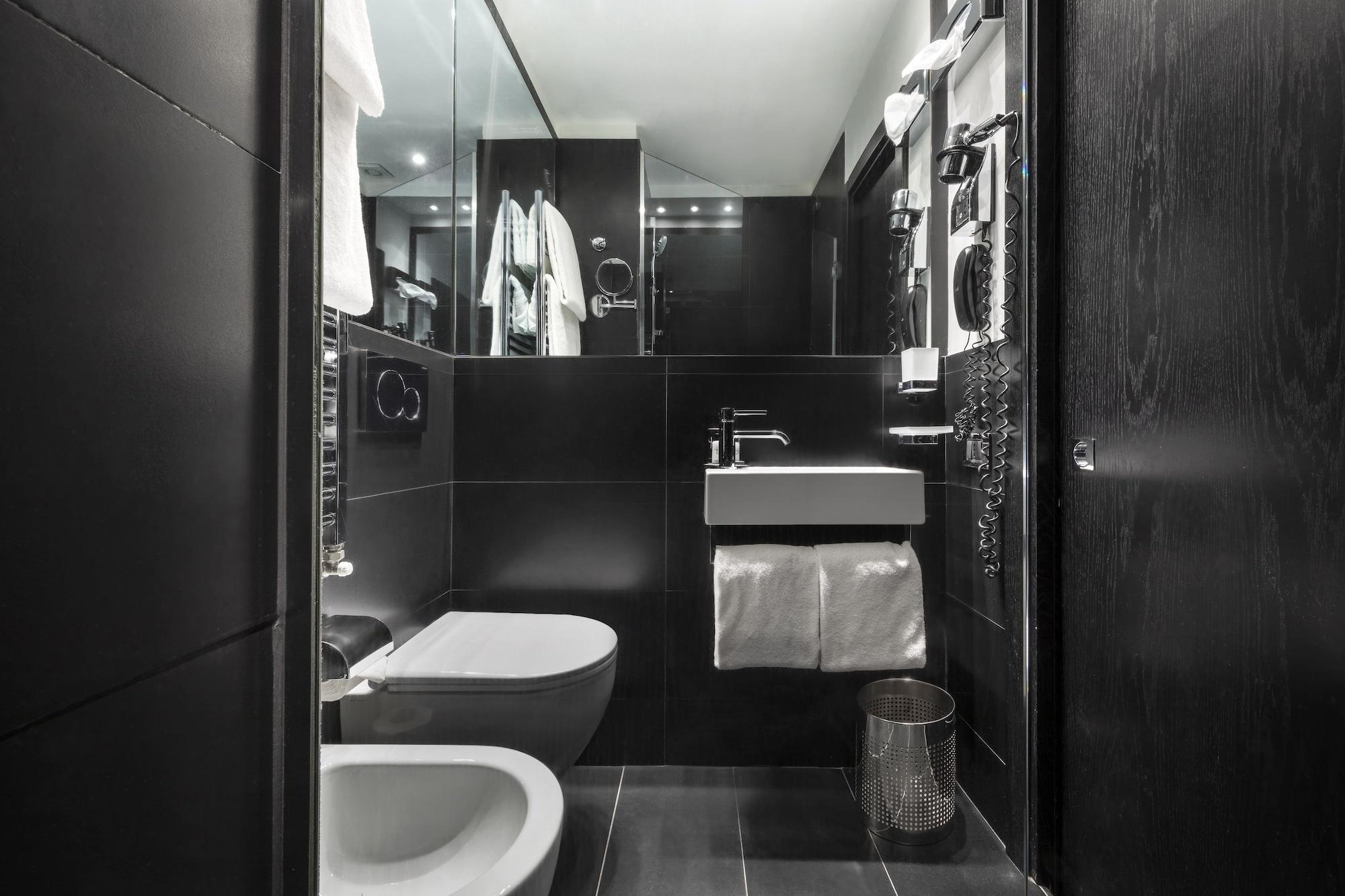 Lhp Napoleon Hotel Milan