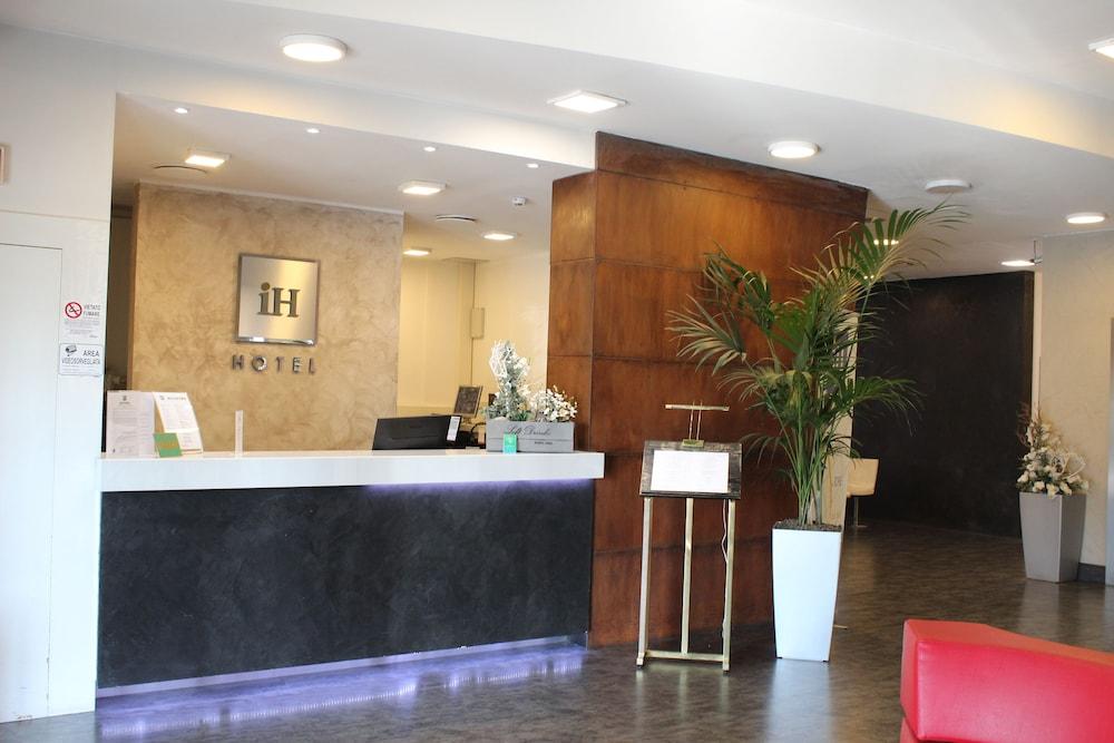Ih Lorenteggio Hotel Milan