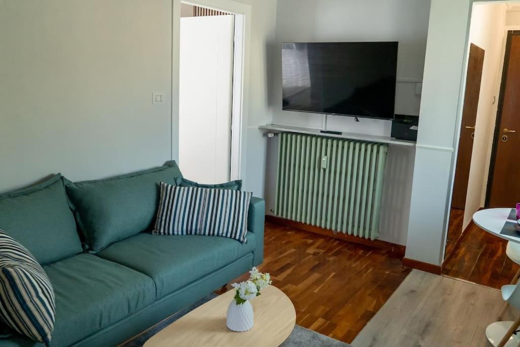 Singola Con Ac, Tv, Wi-fi E Cucina Apartamento *
