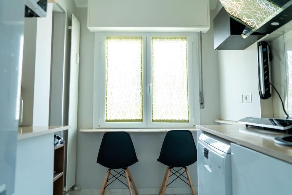 Singola Con Ac, Tv, Wi-fi E Cucina Milão
