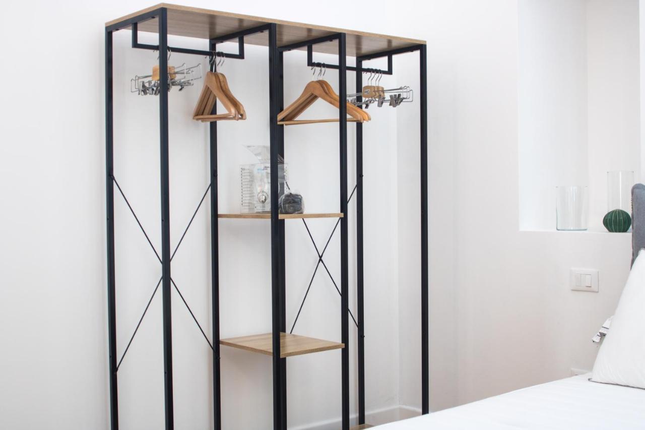 Apartment Just Urban Stays - Modern Loft In City Center V Giornate Milan