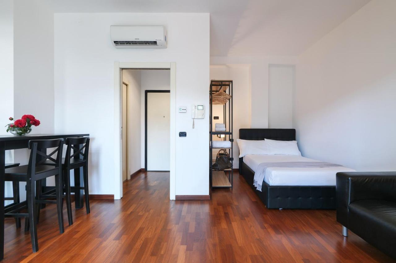 Appartamento Contempora - Monolocale Con Terrazza Via F. De Sanctis, 41 *