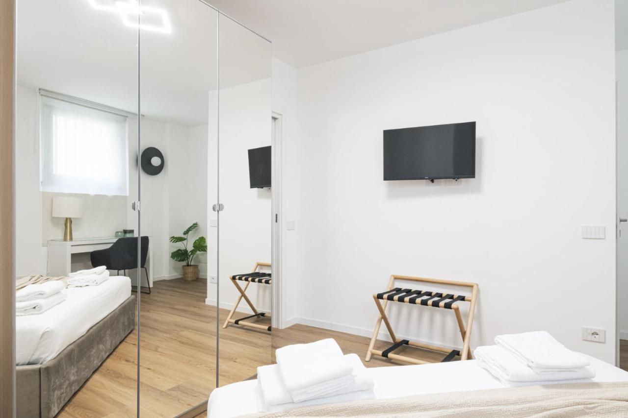 Apartamento Easylife - Dimora Di Lusso A In Zona Colonne Milão
