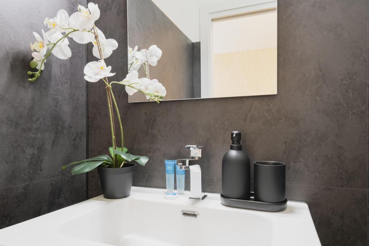 Apartamento Easylife - Dimora Di Lusso A In Zona Colonne Milão