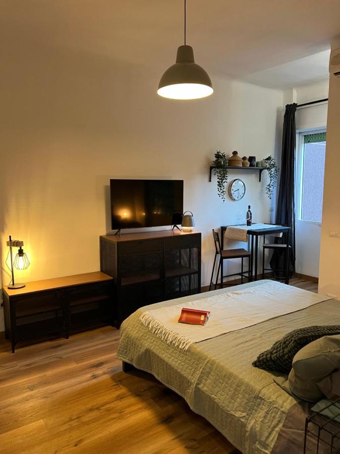 Stylish 3 Km Away From Duomo - Netflix, Wi-fi, All Comforts Included