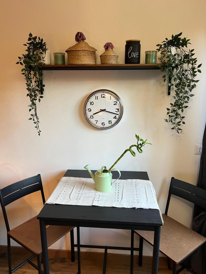 Stylish 3 Km Away From Duomo - Netflix, Wi-fi, All Comforts Included