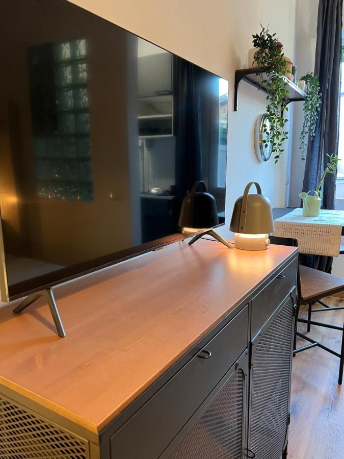 Apartamento Stylish 3 Km Away From Duomo - Netflix, Wi-fi, All Comforts Included