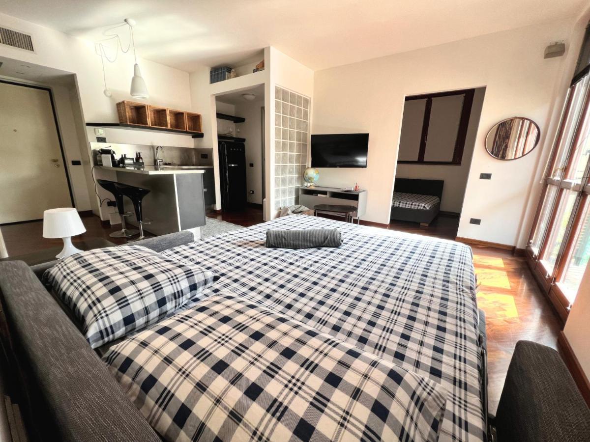 Bastia Rf Prada Scalo Romana Bocconi Ieo Ied Forum Assago Magazzini Generali Apartamento