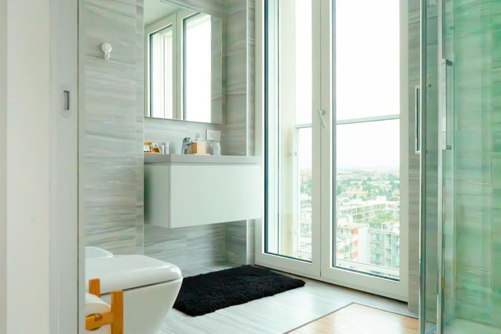 Eliteestates-sky16+gym+pool+free Parking+ps5+rooftop Apartment