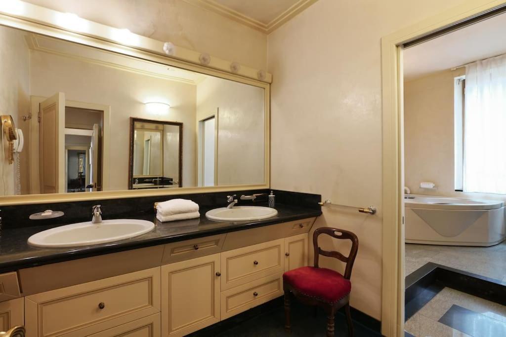 Centro Extra Luxury With Terrace Apartment