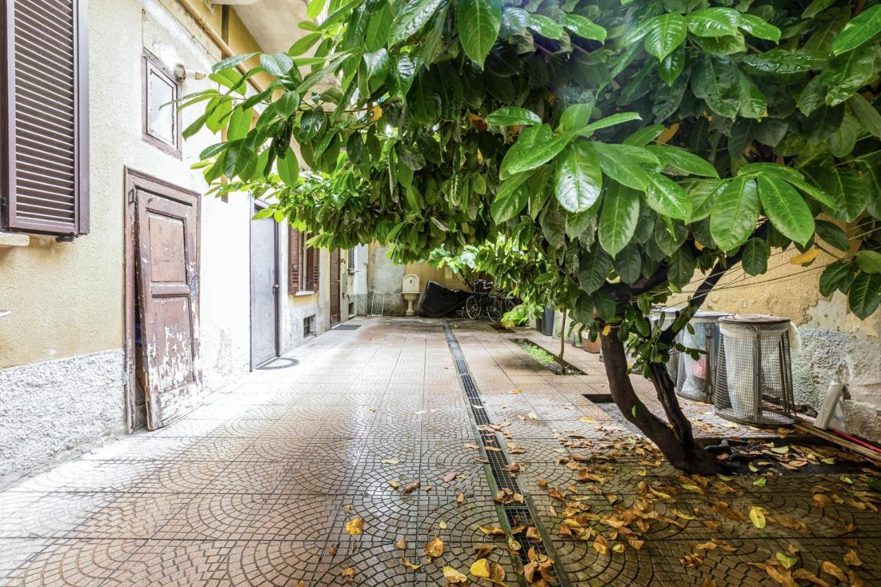 Apartment La Mansarda Del Bosco - - By Host4u Milan
