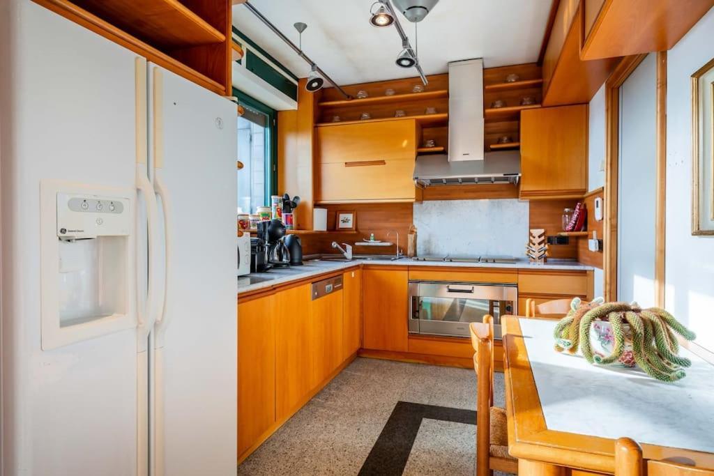 Apartment Luxury Penthouse - Sauna, Garage, Office, Terrace Milan