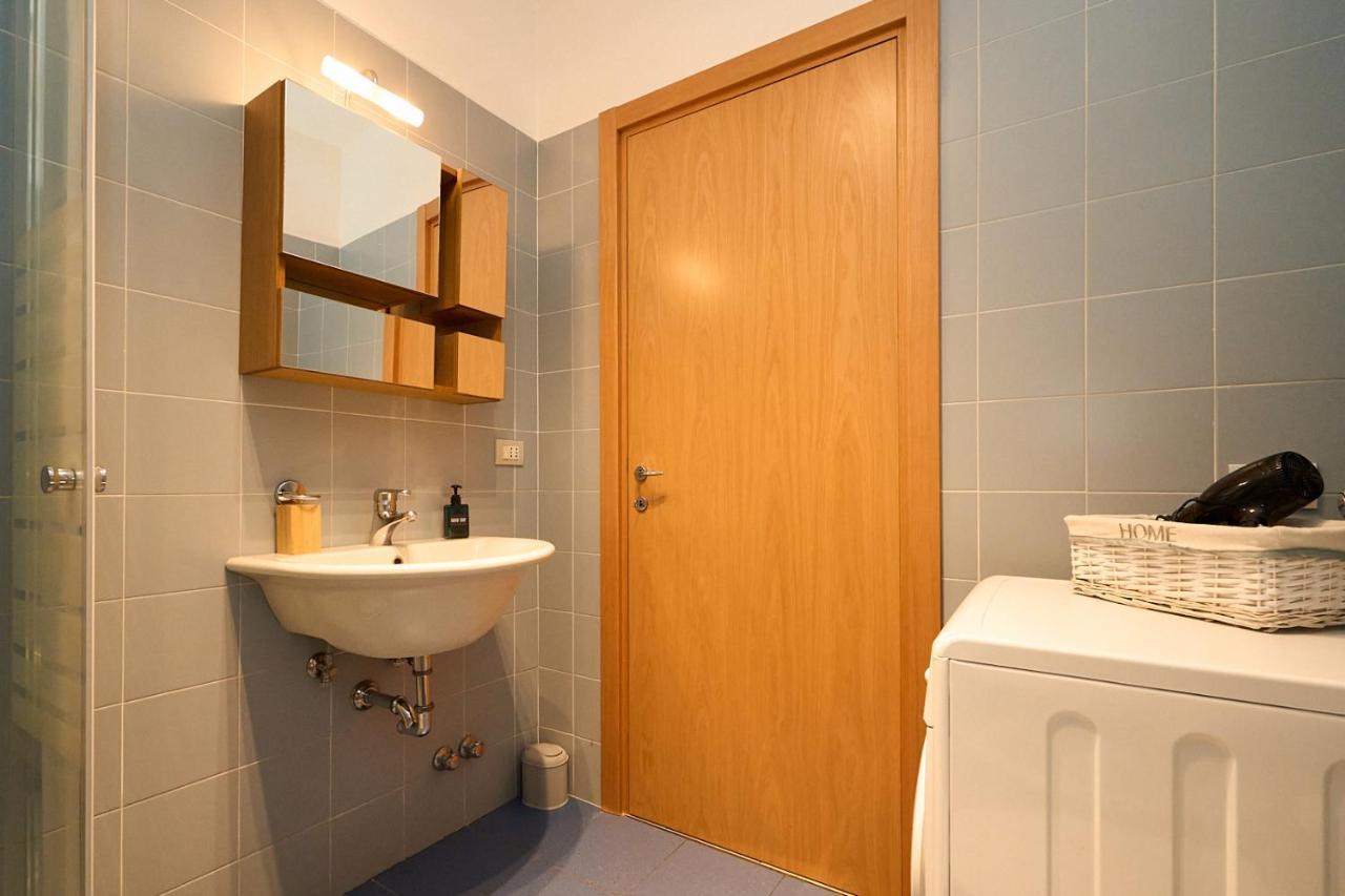 Apartment Design House A/c Wifi 20 Minutes From Duomo Milan