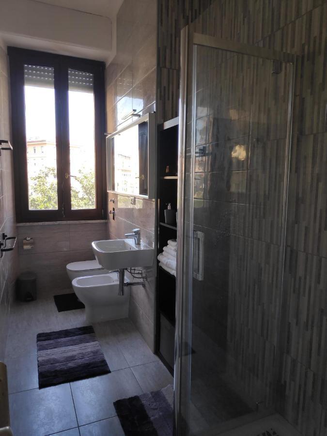 Duomo Lucania M3 - Barney's Apartamento Milão
