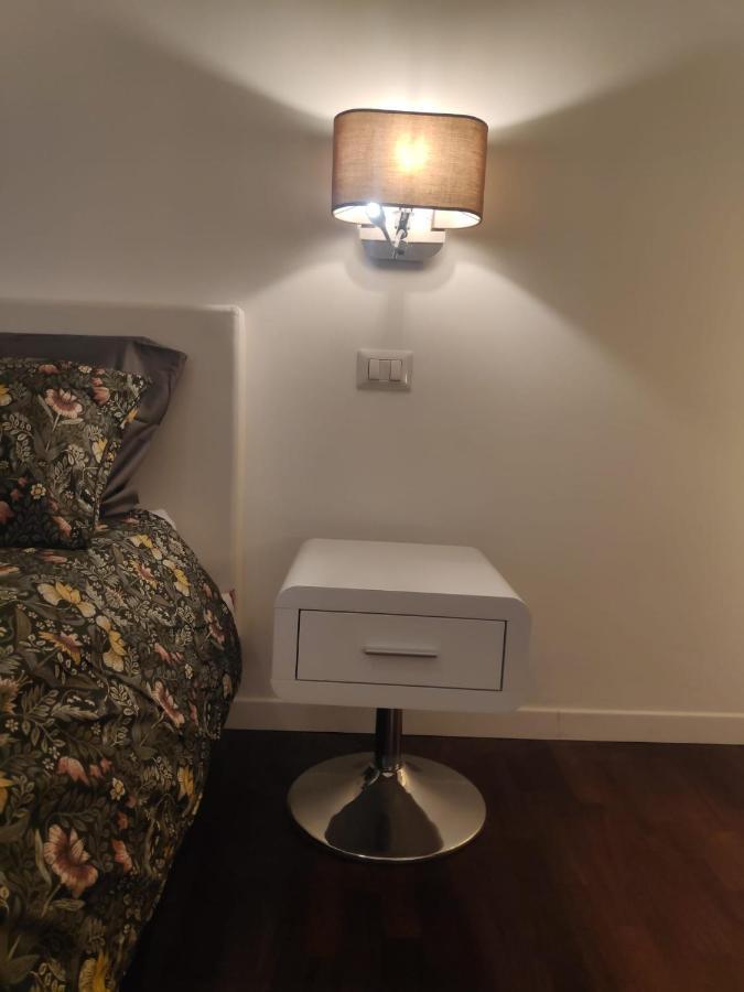 Duomo Lucania M3 - Barney's Apartamento *