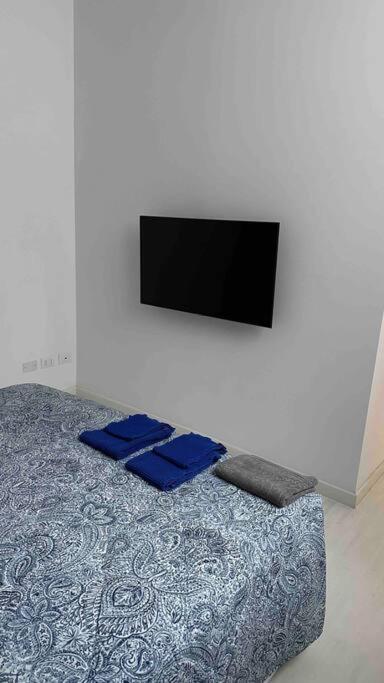- Space 20 Apartment *
