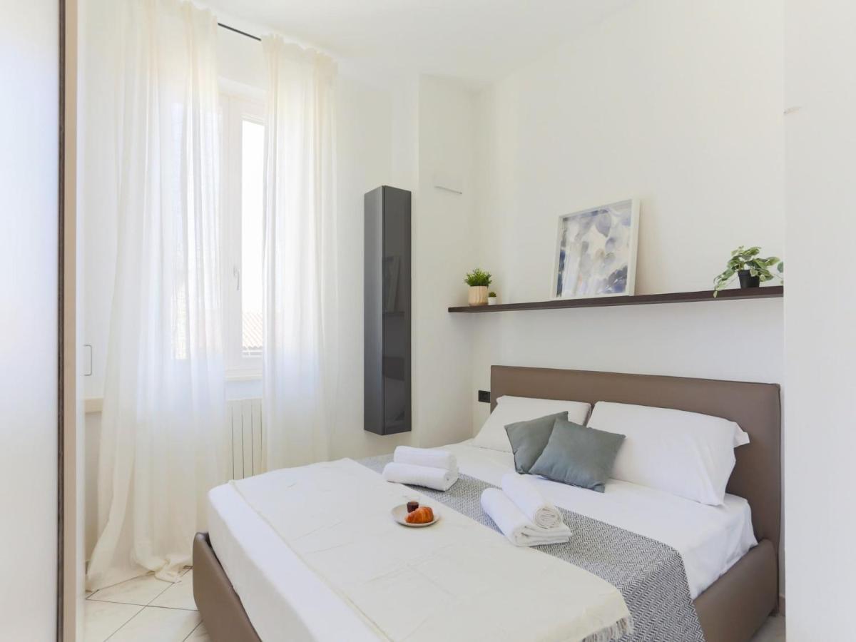 The Rent - Lovely Two-room In Porta Romana Apartment *