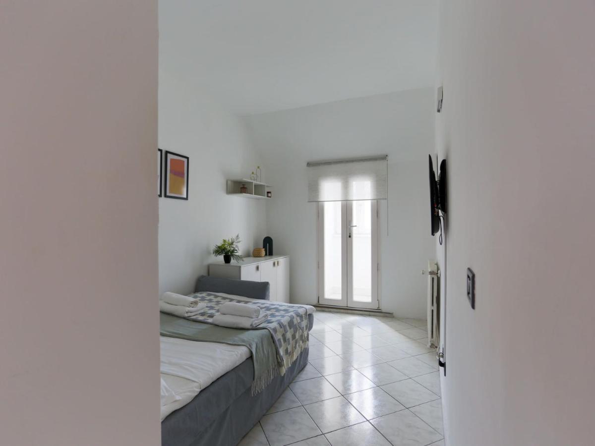 Apartment The Rent - Lovely Two-room In Porta Romana Milan