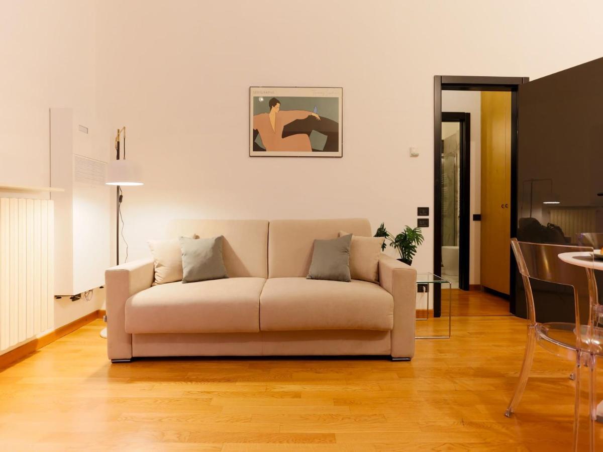 The Rent - Modern In The Center