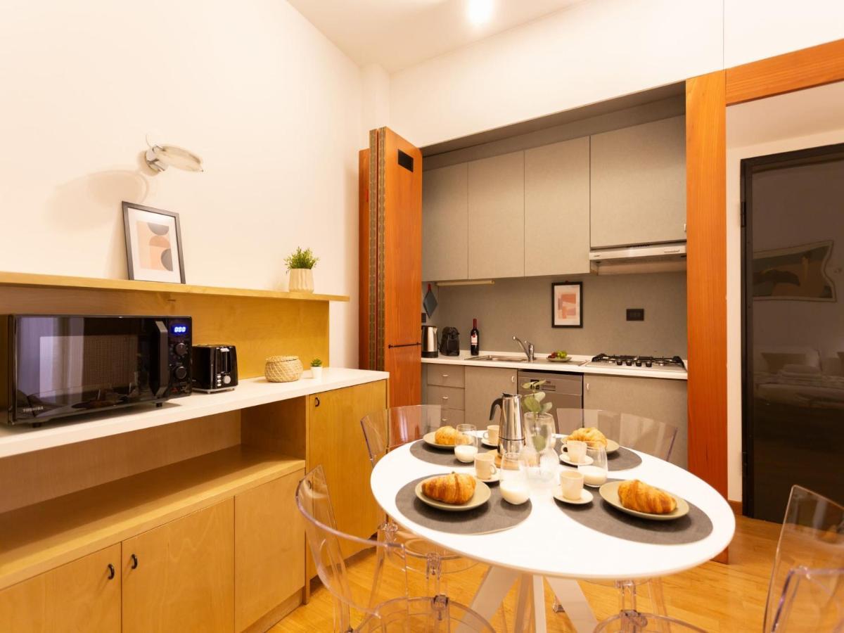 The Rent - Modern In The Center Apartment