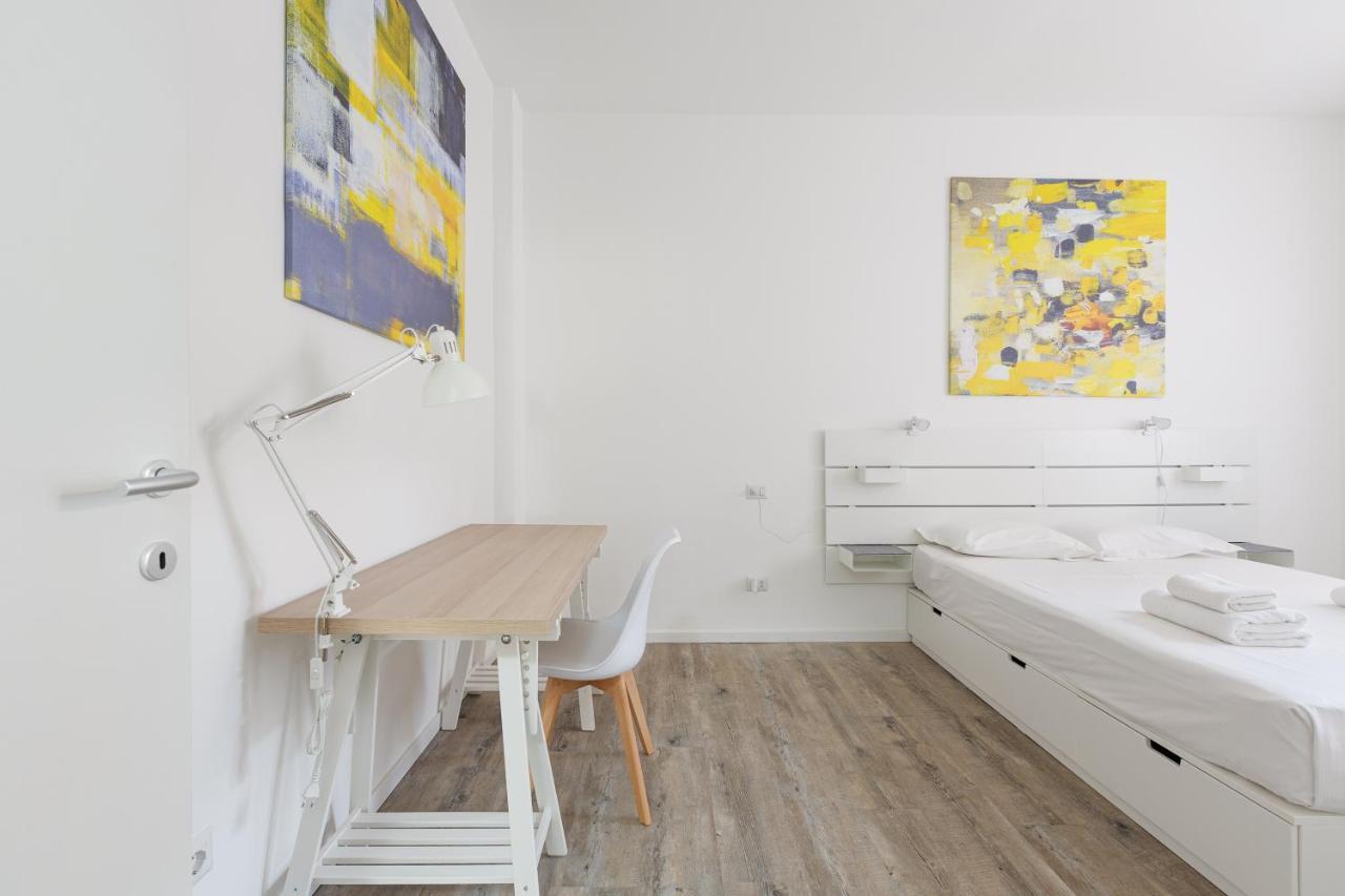 Apartment Cagnola Cozy With Balcony Milan