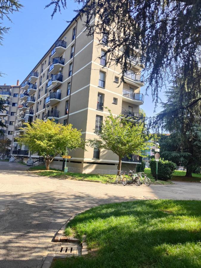 Apartment Elegante Bilocale A Con Balcone *