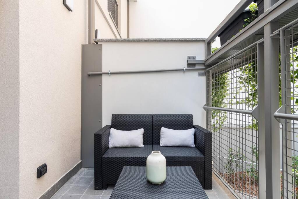 Emotichome 8 E 9 Flexyrent Studio Apartment Milan