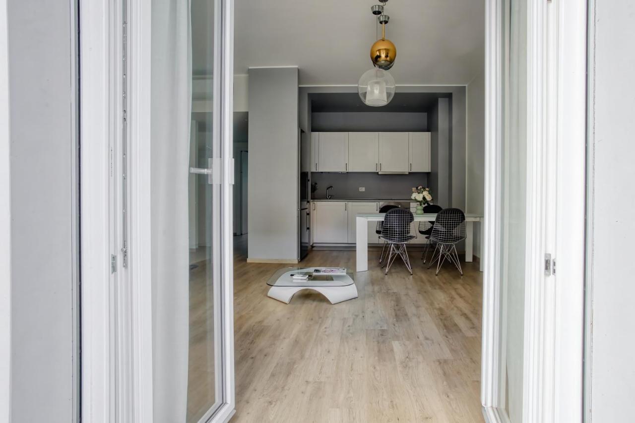 Apartment Joivy Stylish Flat For 2 With A Balcony *
