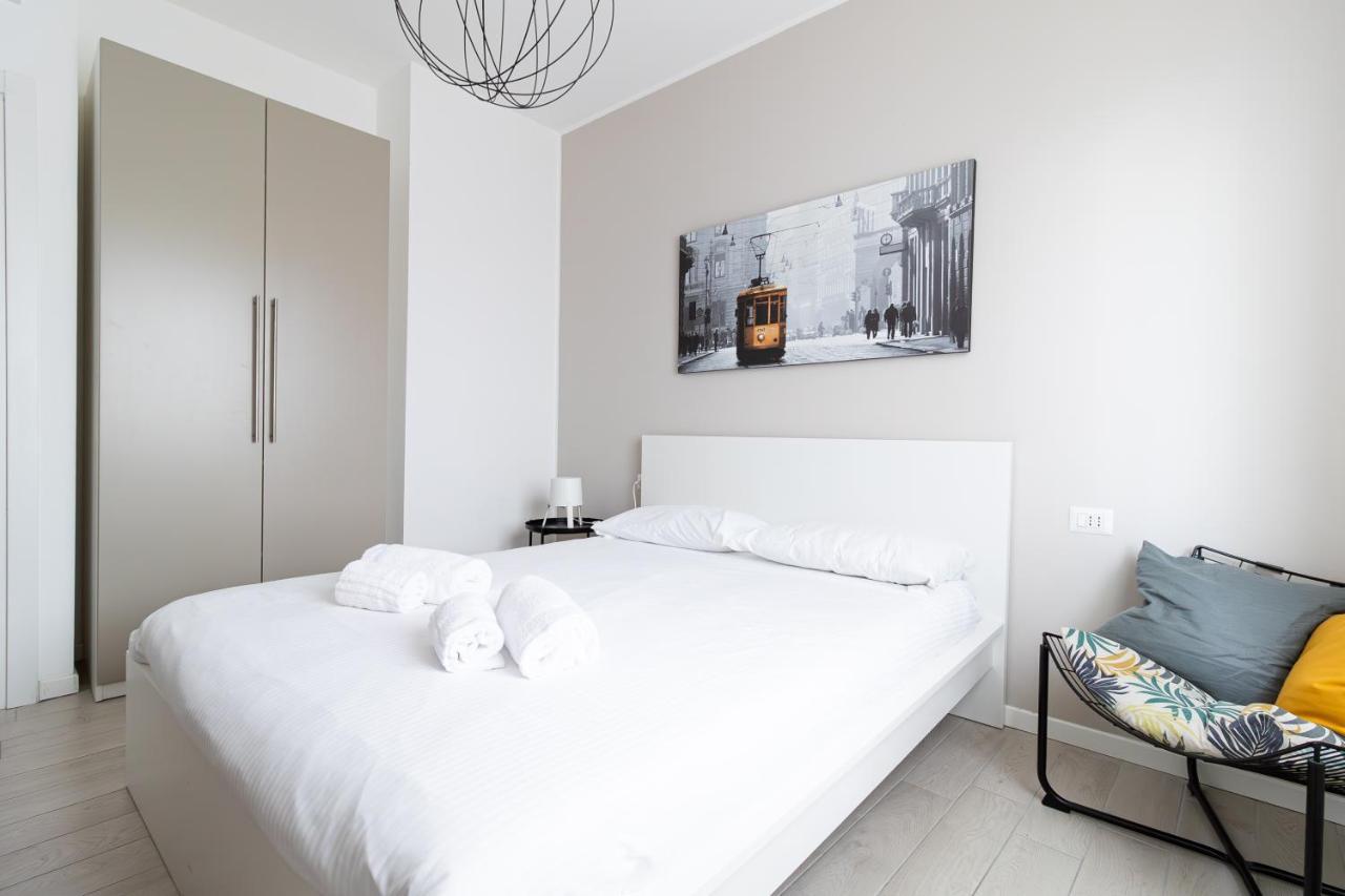 Centro - Moderno Con 2 Apartment Milan