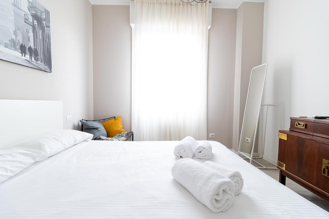 Centro - Moderno Con 2 Apartment Milan