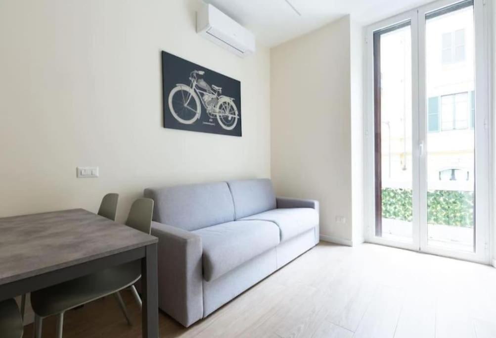 Apartment Contempora - Bilocale Castaldi Milan
