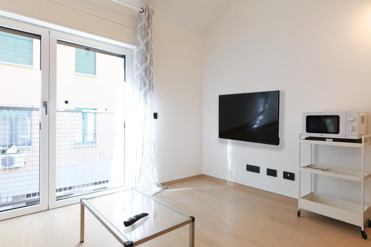 Mila Cavalcabo Apartment *