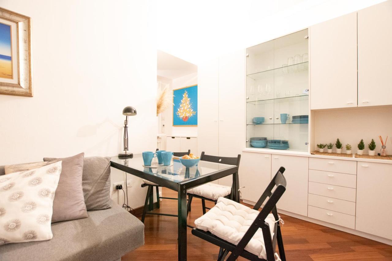 I Host - Bazzini 9 Appartamento *