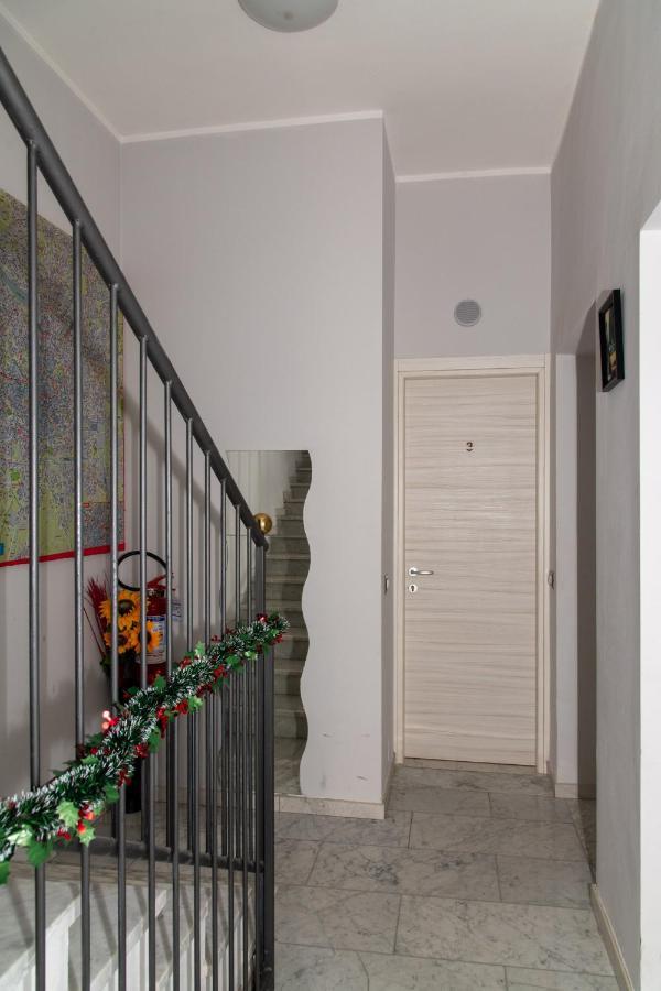 Gioia Casa de hóspedes 2*