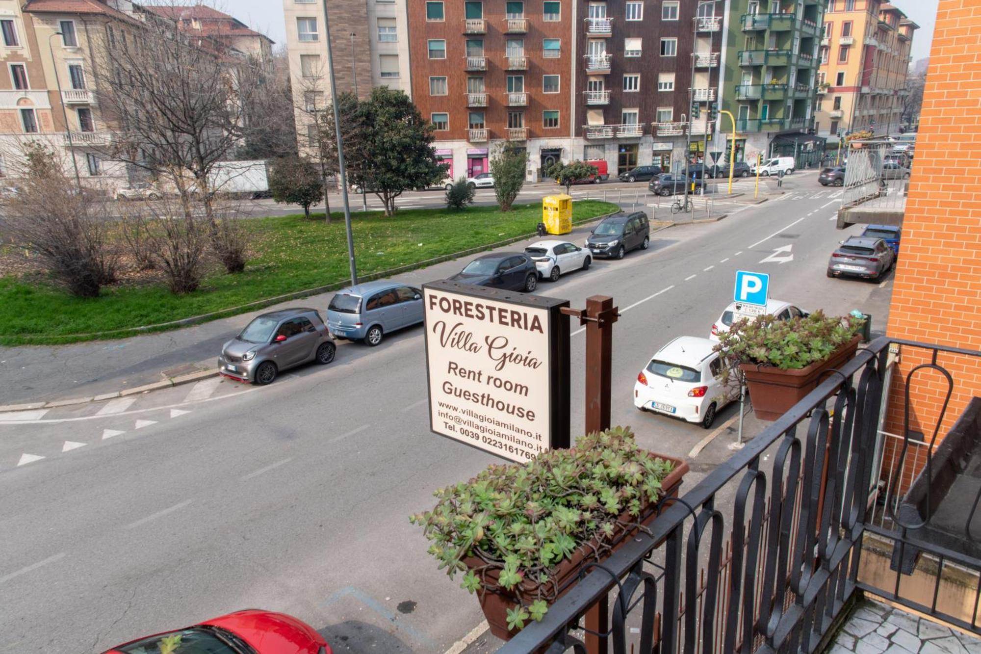 Casa de hóspedes Gioia 2*