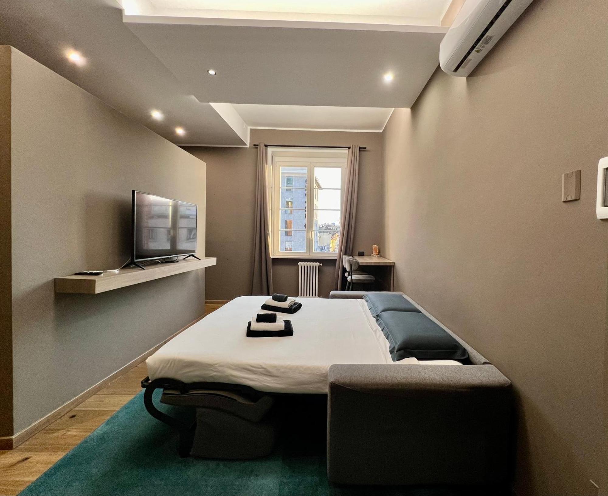 Apartment New Wonderful Bilo With Walk-in Closet From Moscova Milan