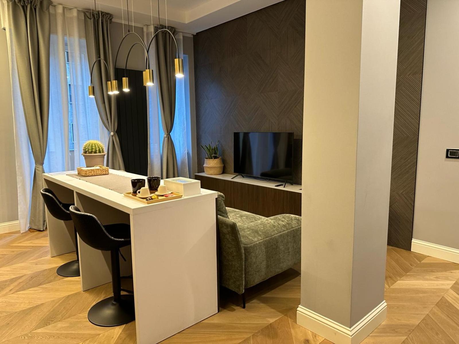 Apartment V28 Milan