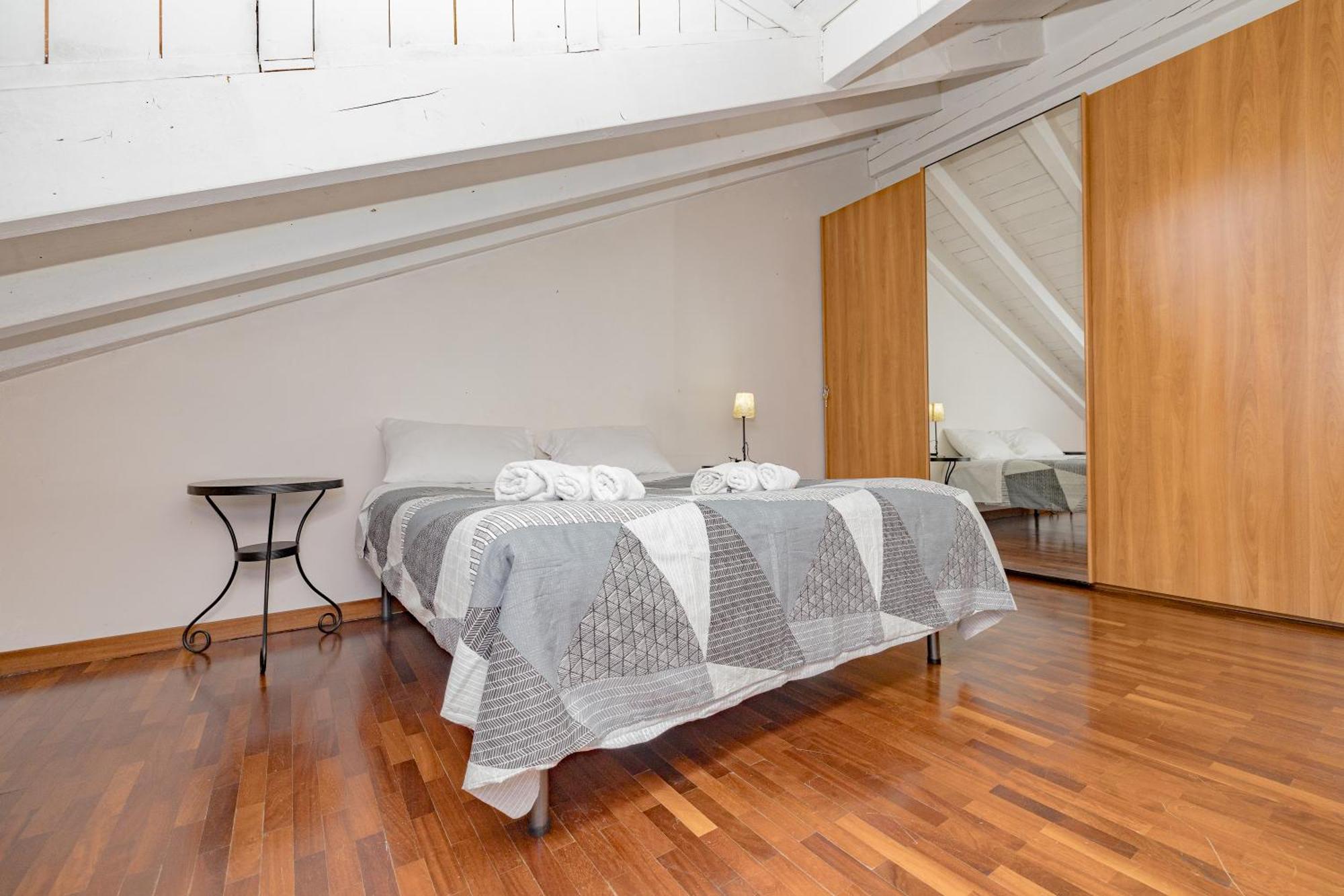 Milanogorla-metro 50mt-duomo A 15 Minuti Apartment Milan