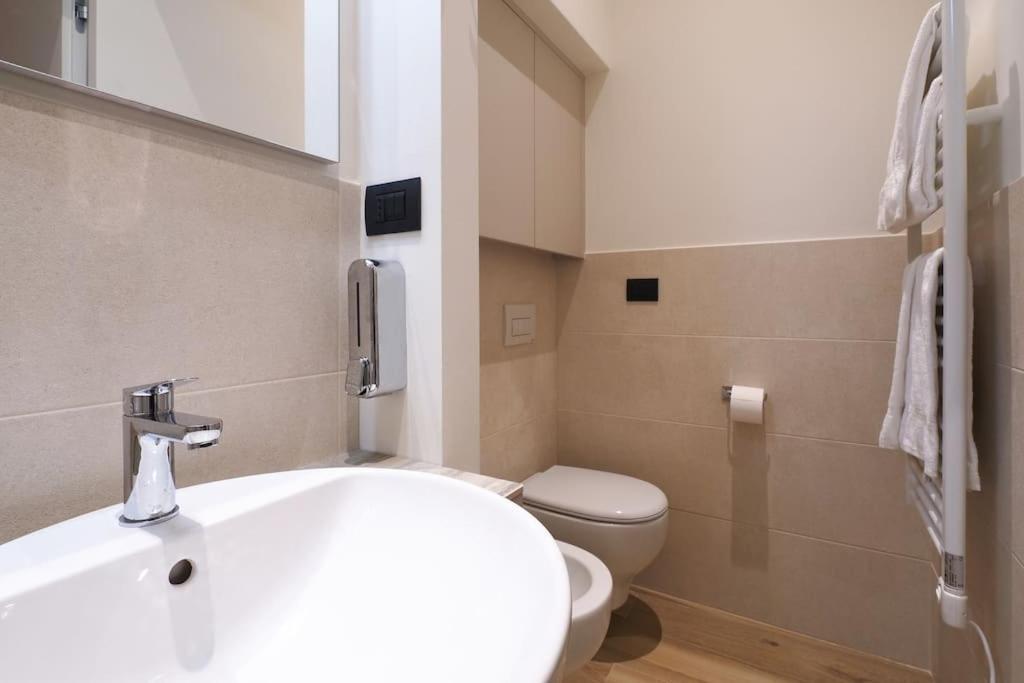 Apartment La Casa Di Ringhiera Porta Venezia Milan